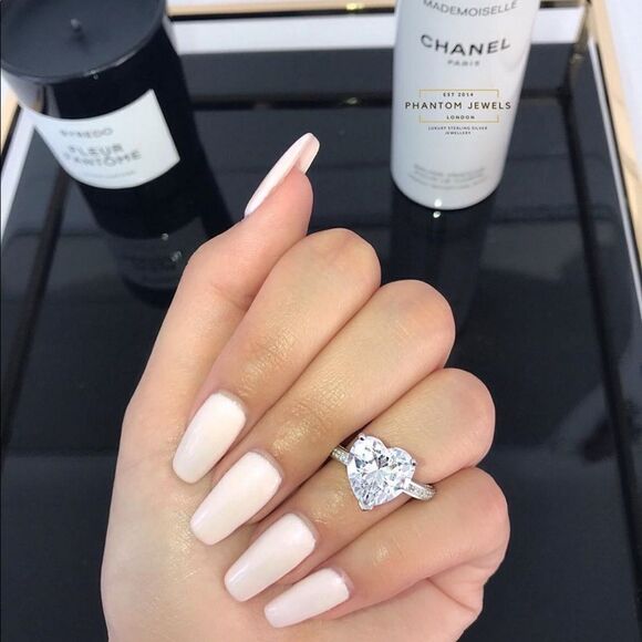 NEW! 18K White Gold Plated Solitaire Heart Shaped Diamond Engagement Ring - Picture 3 of 7